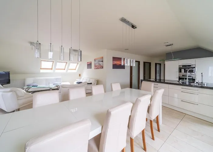 Szara Tuz Przy Wyciagu Na Szrenice