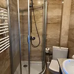 Szara Tuz Przy Wyciagu Na Szrenice Bed and breakfast