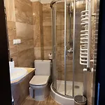 Szara Tuz Przy Wyciagu Na Szrenice Bed and breakfast