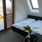 Bed and breakfast Szara Tuz Przy Wyciagu Na Szrenice 3*