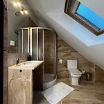 Szara Tuz Przy Wyciagu Na Szrenice Bed and breakfast 3*