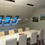 Szara Tuz Przy Wyciagu Na Szrenice Bed and breakfast Szklarska Poręba