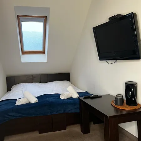 Szara Tuz Przy Wyciagu Na Szrenice