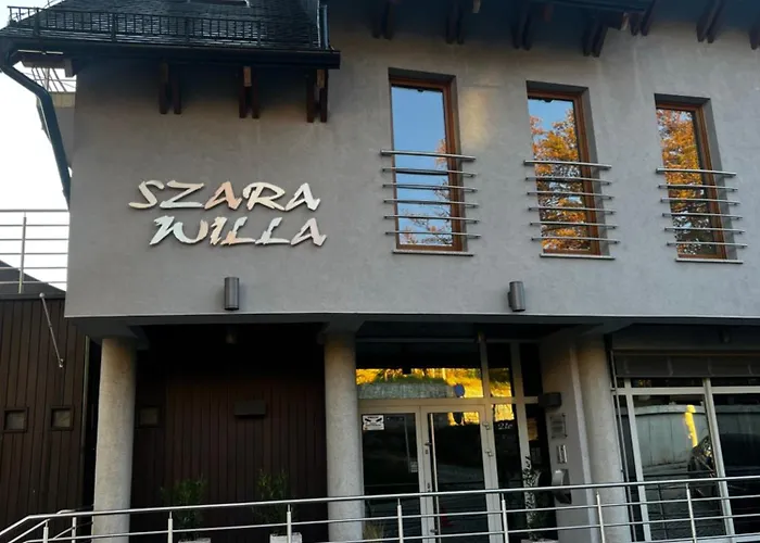 Szara Tuz Przy Wyciagu Na Szrenice Bed & Breakfast Sklářská Poruba