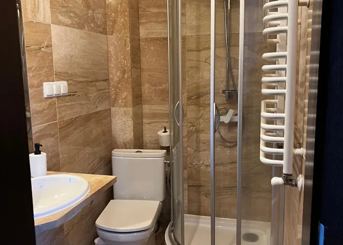 Szara Tuz Przy Wyciagu Na Szrenice Bed & Breakfast