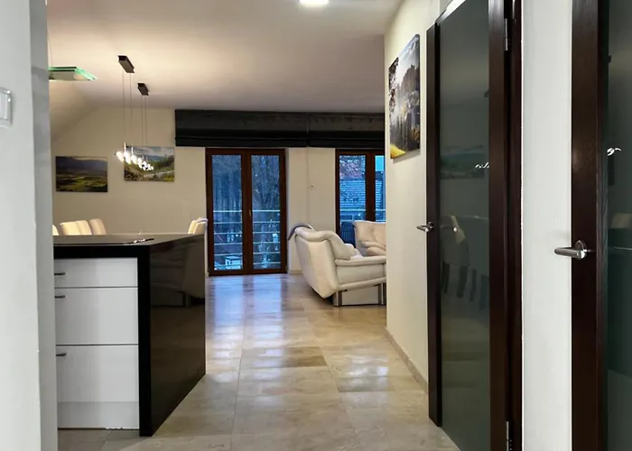 Szara Tuz Przy Wyciagu Na Szrenice Szklarska Poręba