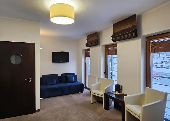 Szara Tuz Przy Wyciagu Na Szrenice Bed and breakfast